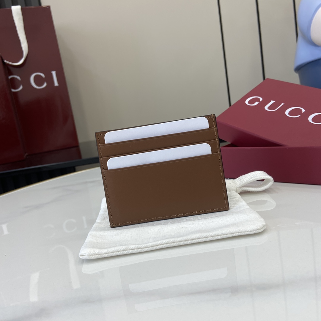 Gucci GG Emblem Embossed Card Case - FashionPlug
