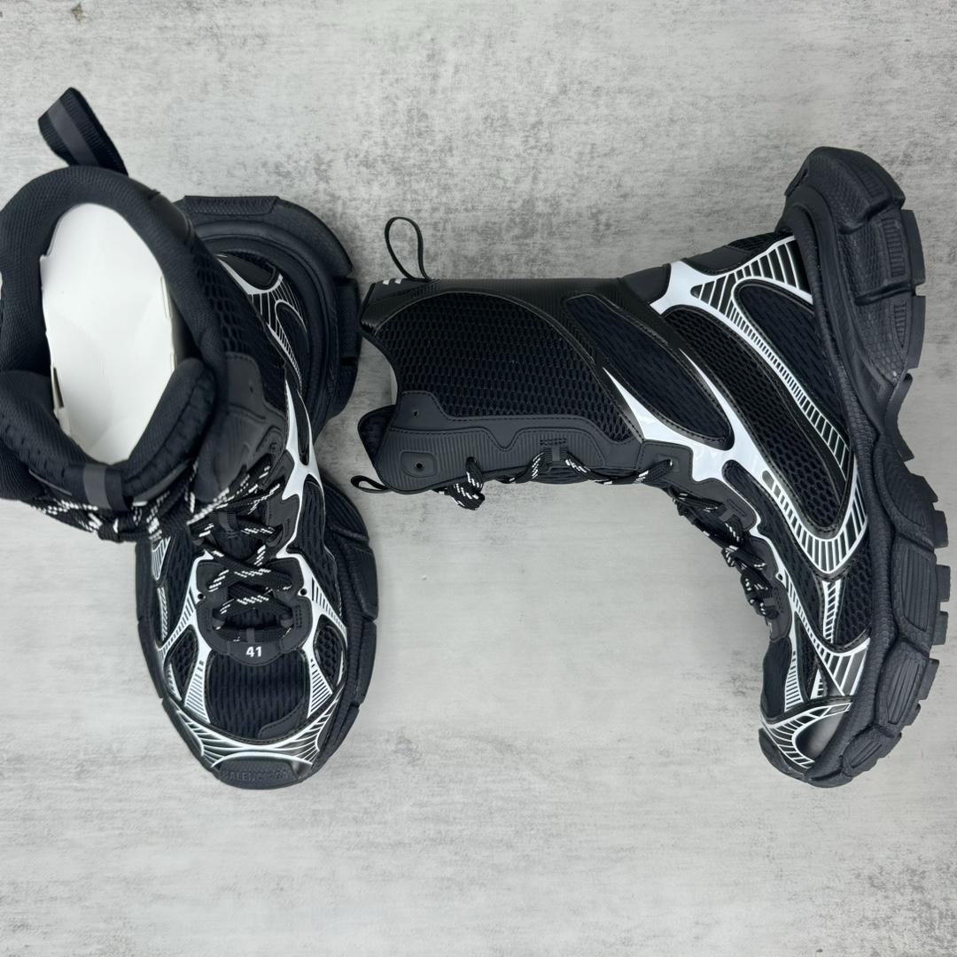 Balenciaga 5XL Sneaker  - FashionPlug