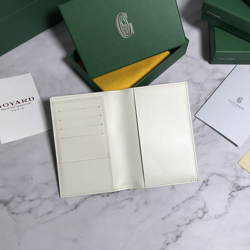 Goyard Grenelle Passport Cover - FashionPlug
