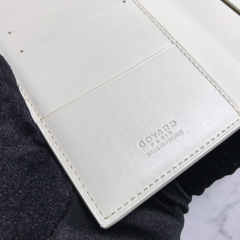 Goyard Grenelle Passport Cover - FashionPlug