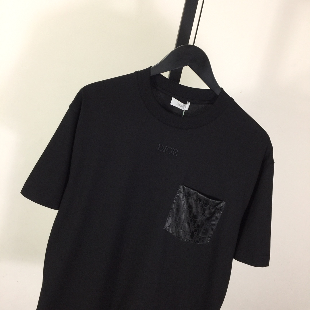 Dior Oblique Pocket T-Shirt - FashionPlug