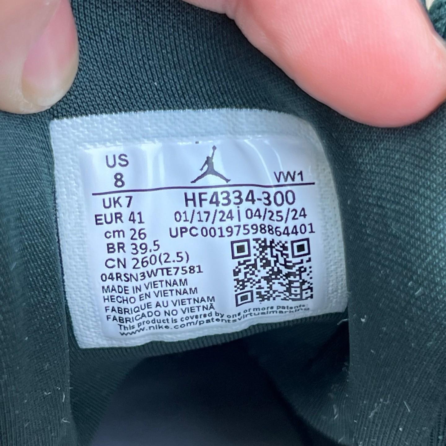 Nigel Sylvester x Air Jordan AJ4 RM Sneakers    HF4334-300 - FashionPlug