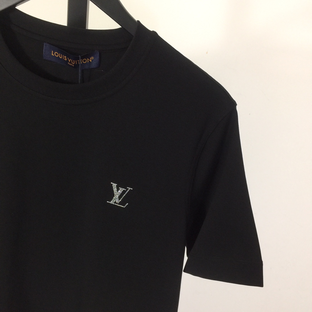 Louis Vuitton Cotton T-Shirt With Crystal - FashionPlug