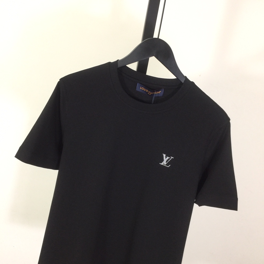Louis Vuitton Cotton T-Shirt With Crystal - FashionPlug