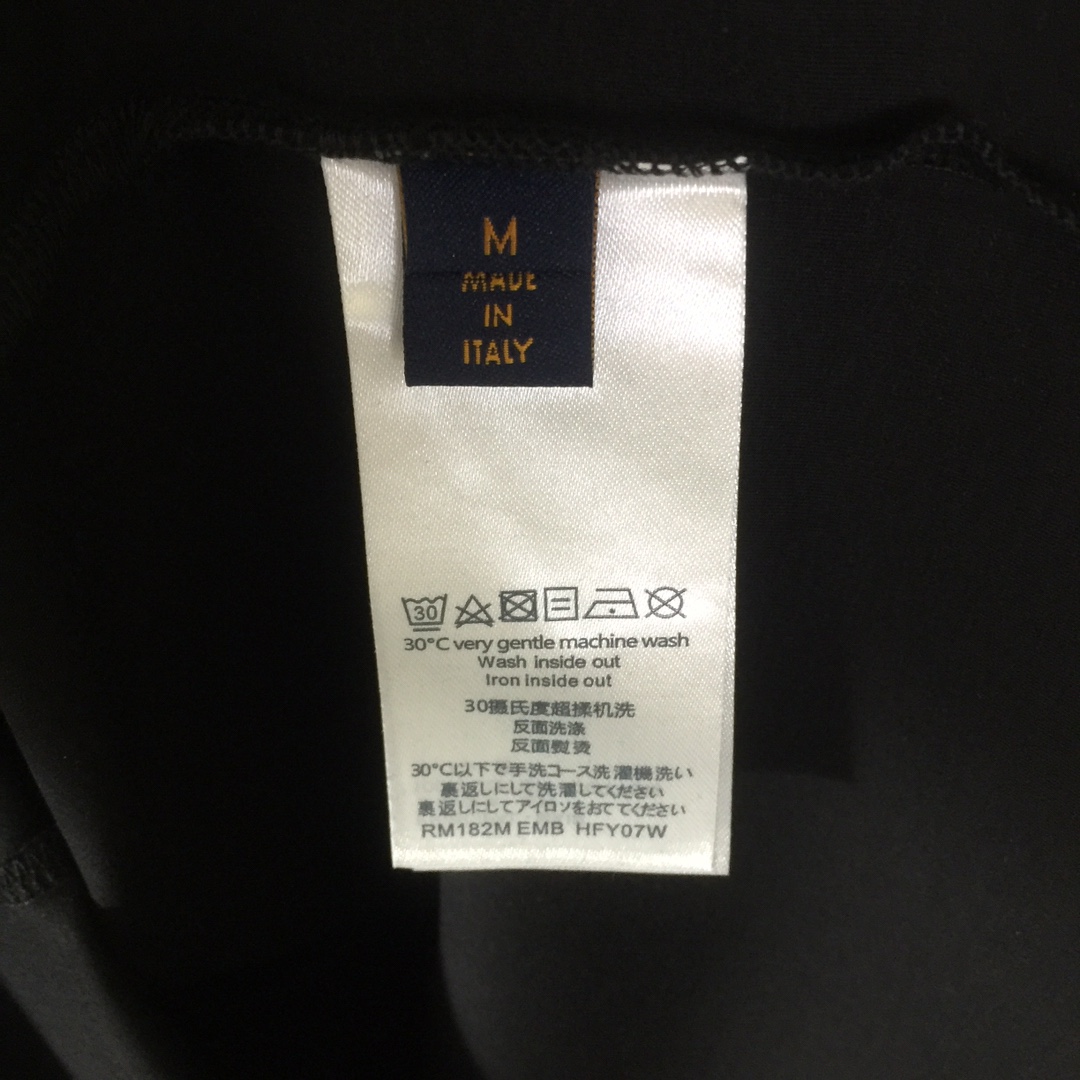 Louis Vuitton Cotton T-Shirt With Crystal - FashionPlug