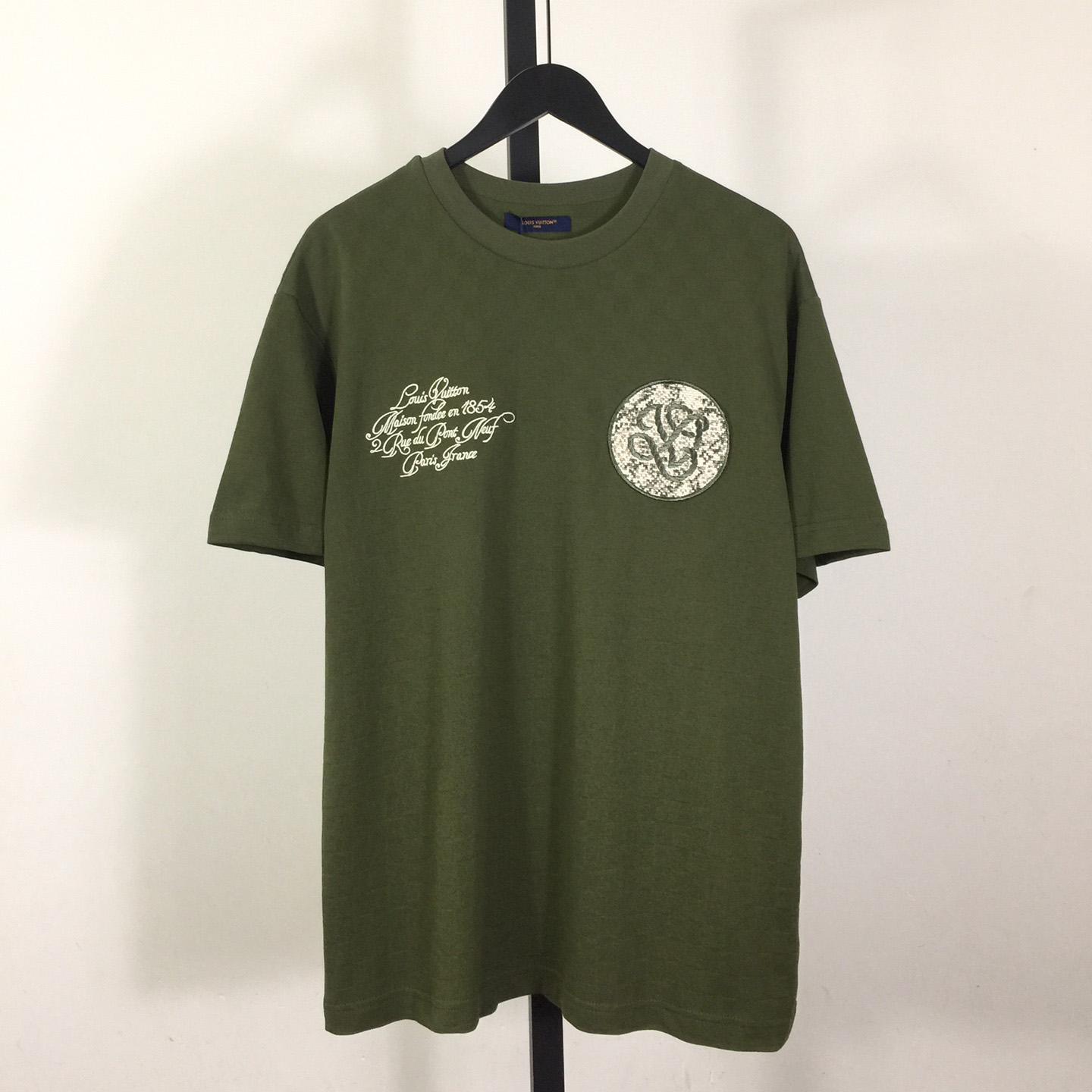Louis Vuitton Damier Pique T-Shirt  1AGKLJ - FashionPlug