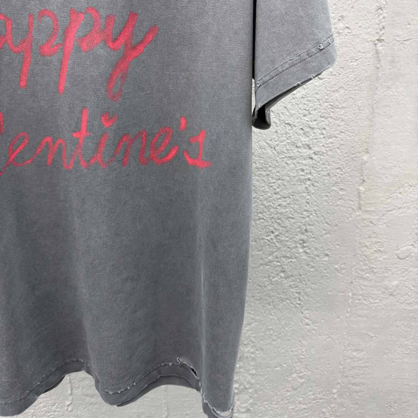 Balenciaga Lipstick Valentines T-Shirt Small Fit  - FashionPlug