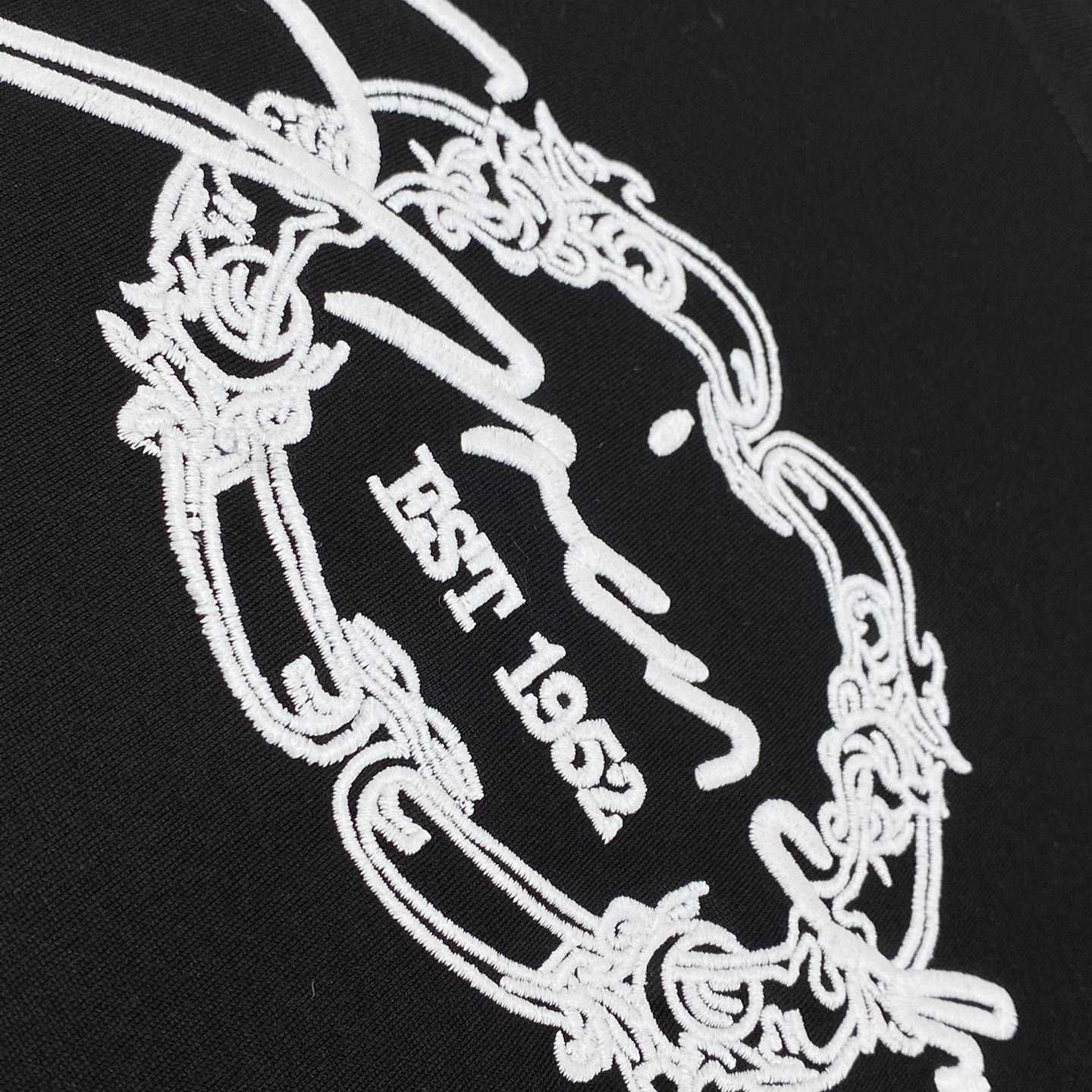 Givenchy T-shirt In Cotton With GIVENCHY Medallion - FashionPlug