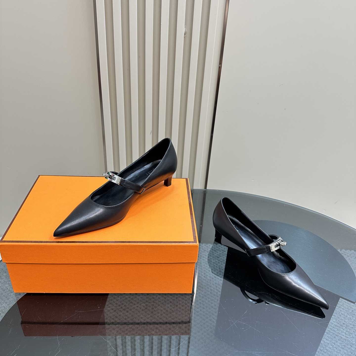 Hermes Kiara 40 Pump - FashionPlug