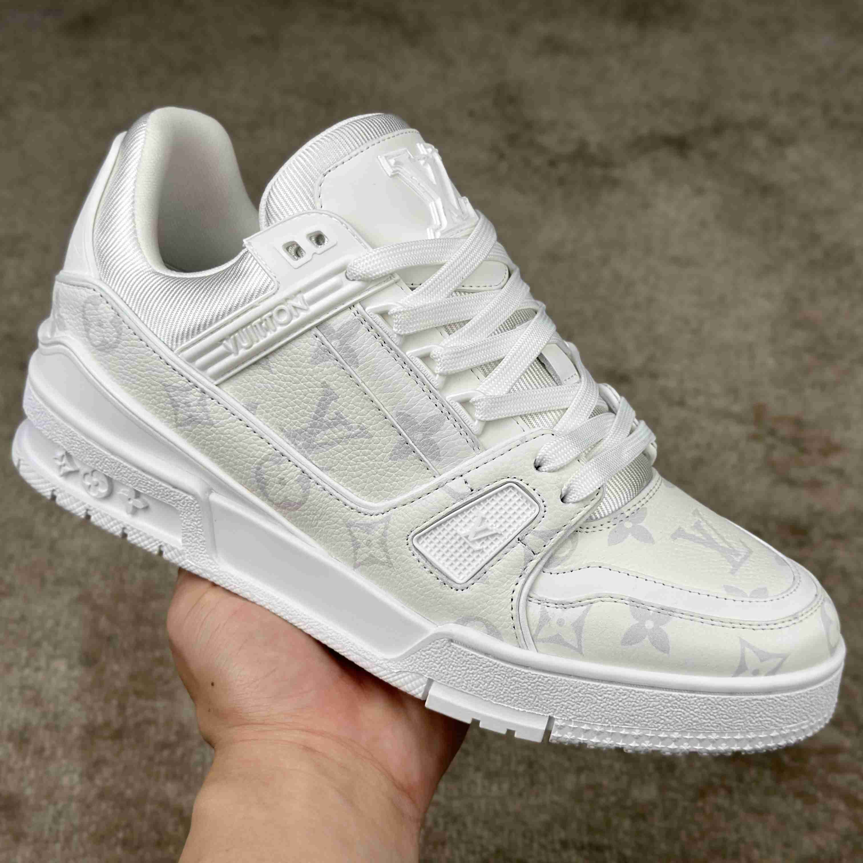 Louis Vuitton LV Trainer Sneaker       1AHDNC - FashionPlug