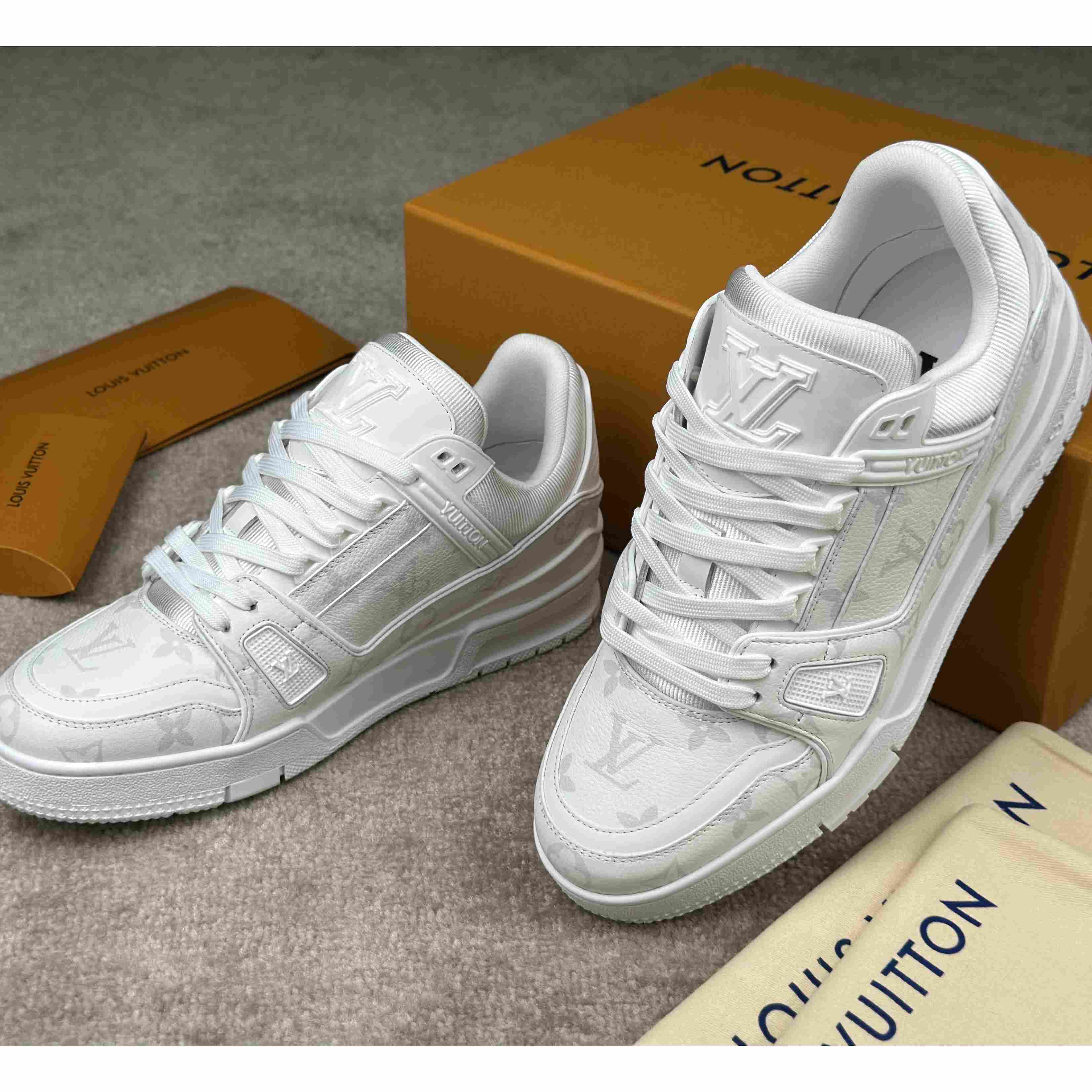 Louis Vuitton LV Trainer Sneaker       1AHDNC - FashionPlug