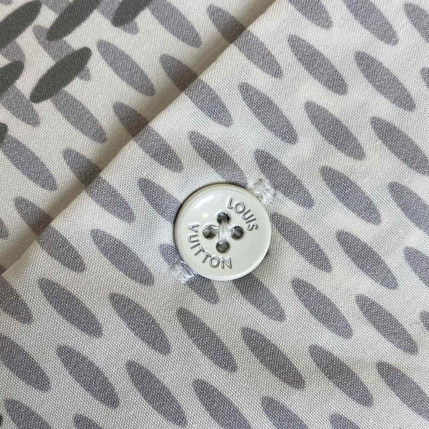 Louis Vuitton Damier Long-Sleeved Classic Cotton Shirt   1AFJDA - FashionPlug