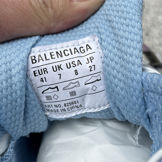 Balenciaga 3XL Extreme Laces B Sneaker In White - FashionPlug