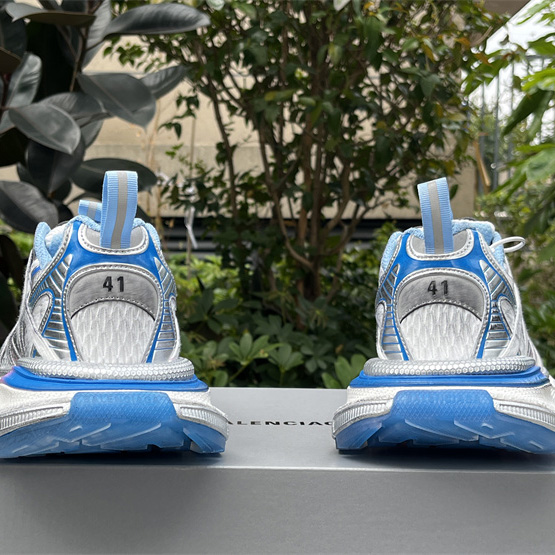 Balenciaga 3XL Extreme Laces B Sneaker In White - FashionPlug