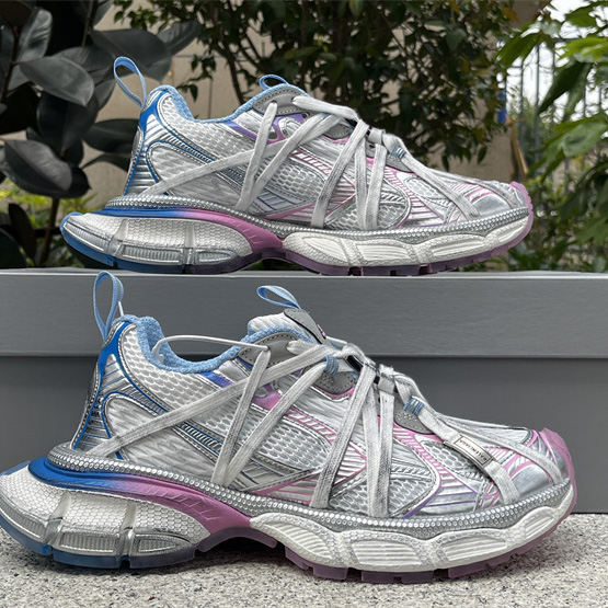 Balenciaga 3XL Extreme Laces B Sneaker In White - FashionPlug