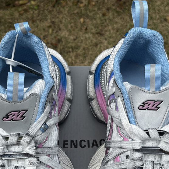 Balenciaga 3XL Extreme Laces B Sneaker In White - FashionPlug