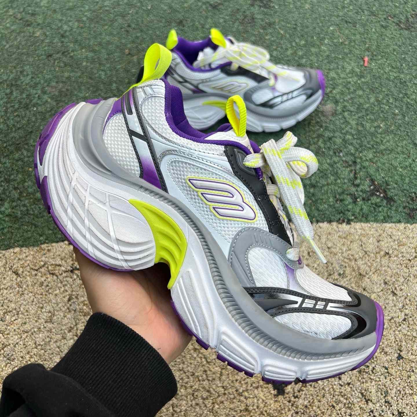 Balenciaga 10XL Sneaker  - FashionPlug