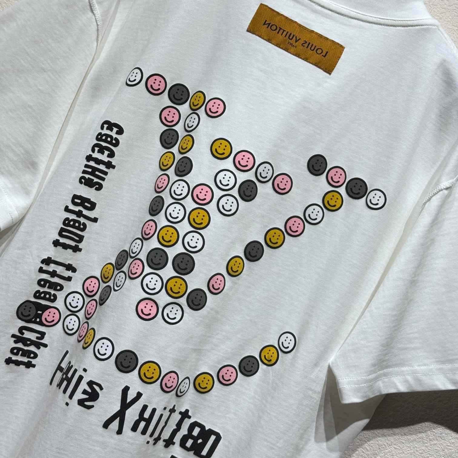 Louis Vuitton Short-Sleeved T-Shirt   - FashionPlug