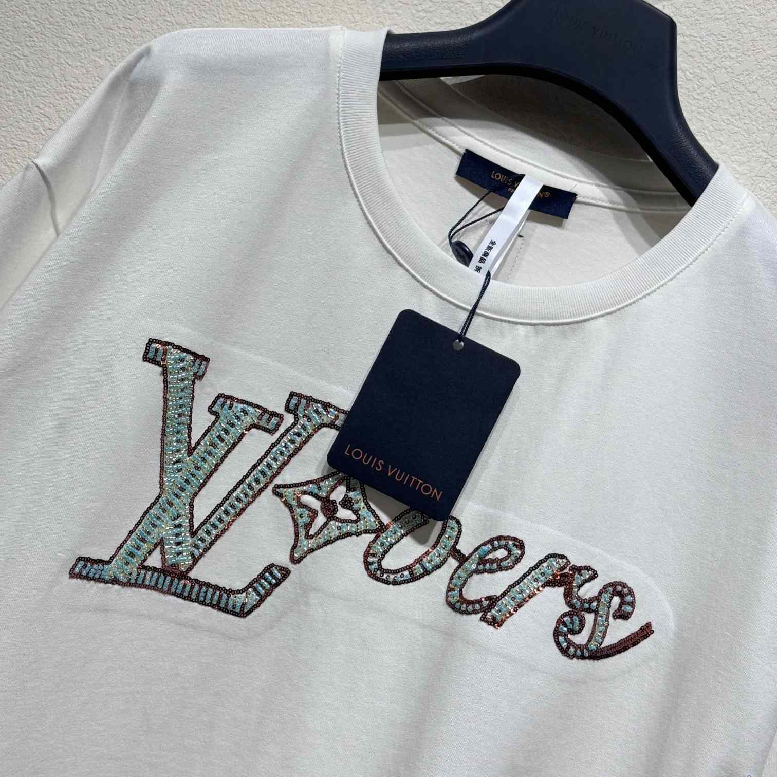 Louis Vuitton LV Vers Embellished Short-Sleeved T-Shirt  1AFR96 - FashionPlug