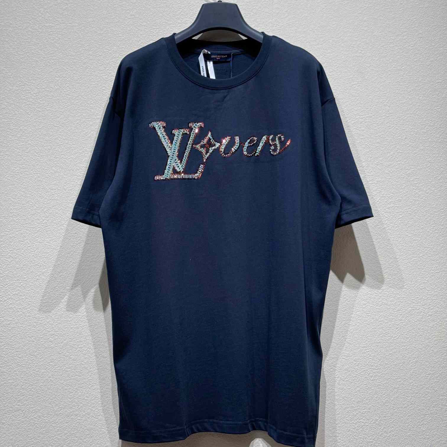 Louis Vuitton LV Vers Embellished Short-Sleeved T-Shirt  1AGHXO - FashionPlug