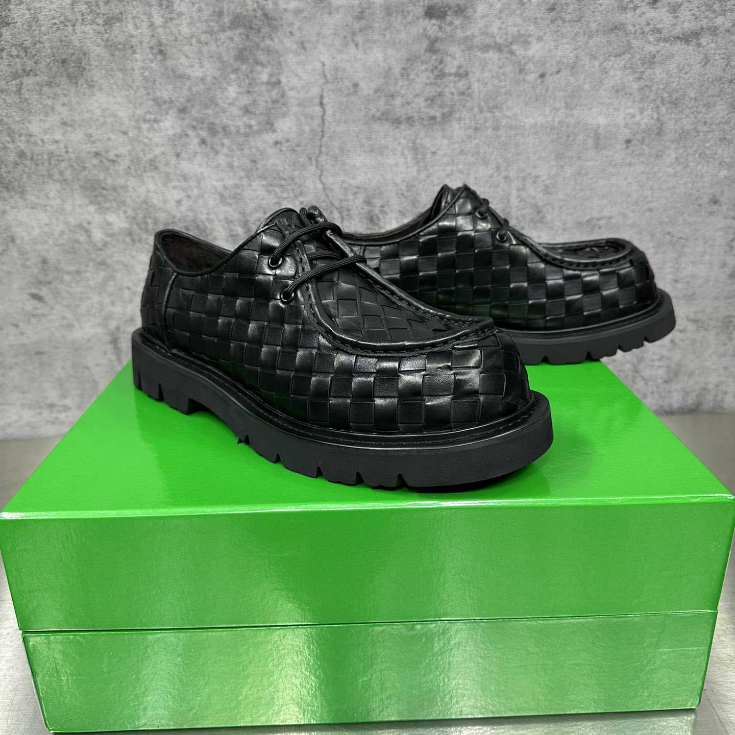 Bottega Veneta® Haddock Lace-Up Shoe - FashionPlug