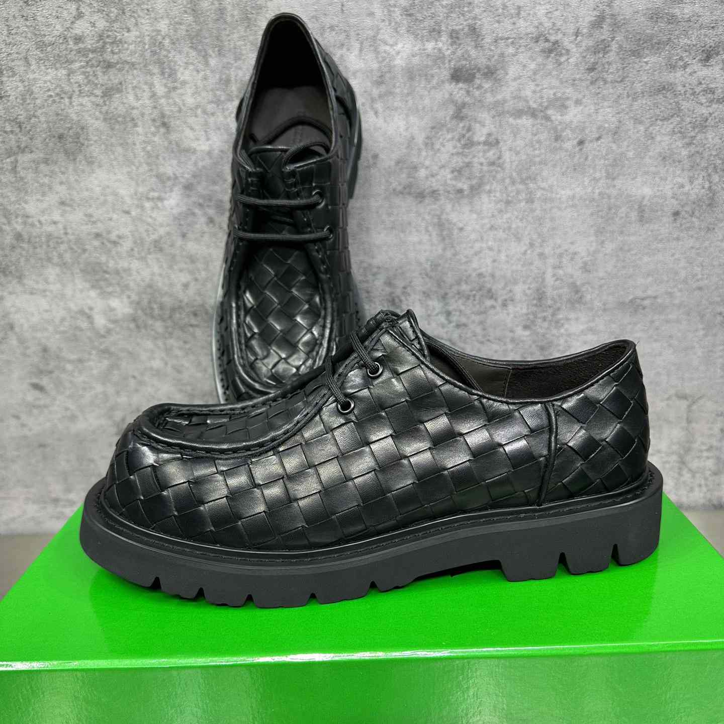 Bottega Veneta® Haddock Lace-Up Shoe - FashionPlug