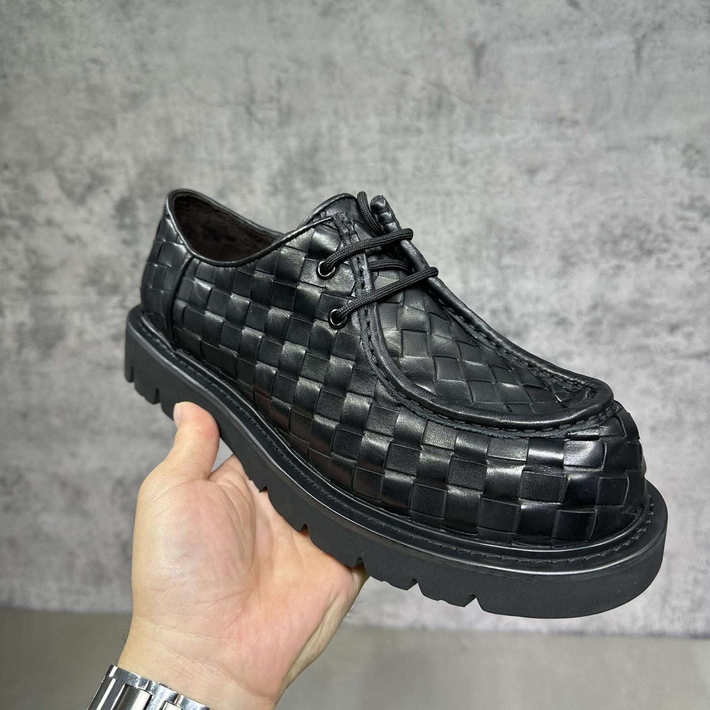 Bottega Veneta® Haddock Lace-Up Shoe - FashionPlug