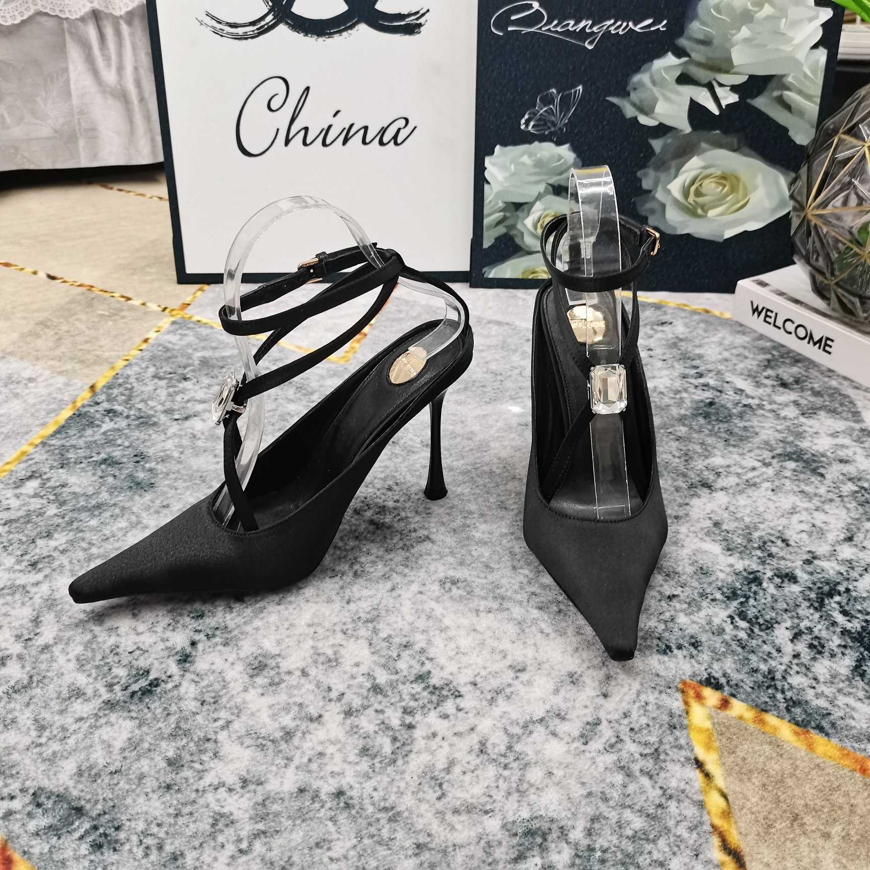 Saint Laurent Harlow Pumps In Satin Crepe And Crystals - FashionPlug