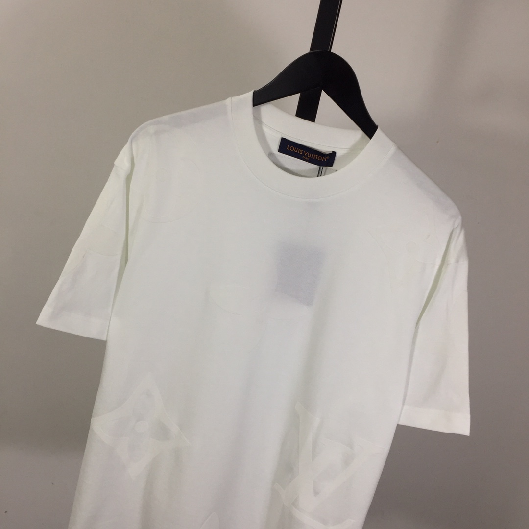 Louis Vuitton Monogram Short-Sleeved Cotton Crewneck - FashionPlug