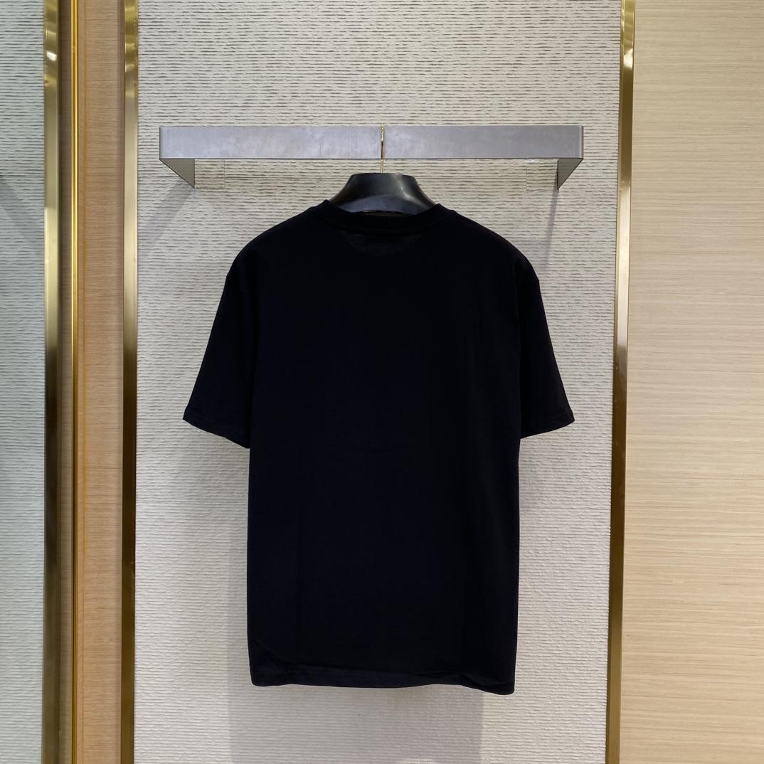 Versace Crystal Starfish Blason T-Shirt Black  - FashionPlug