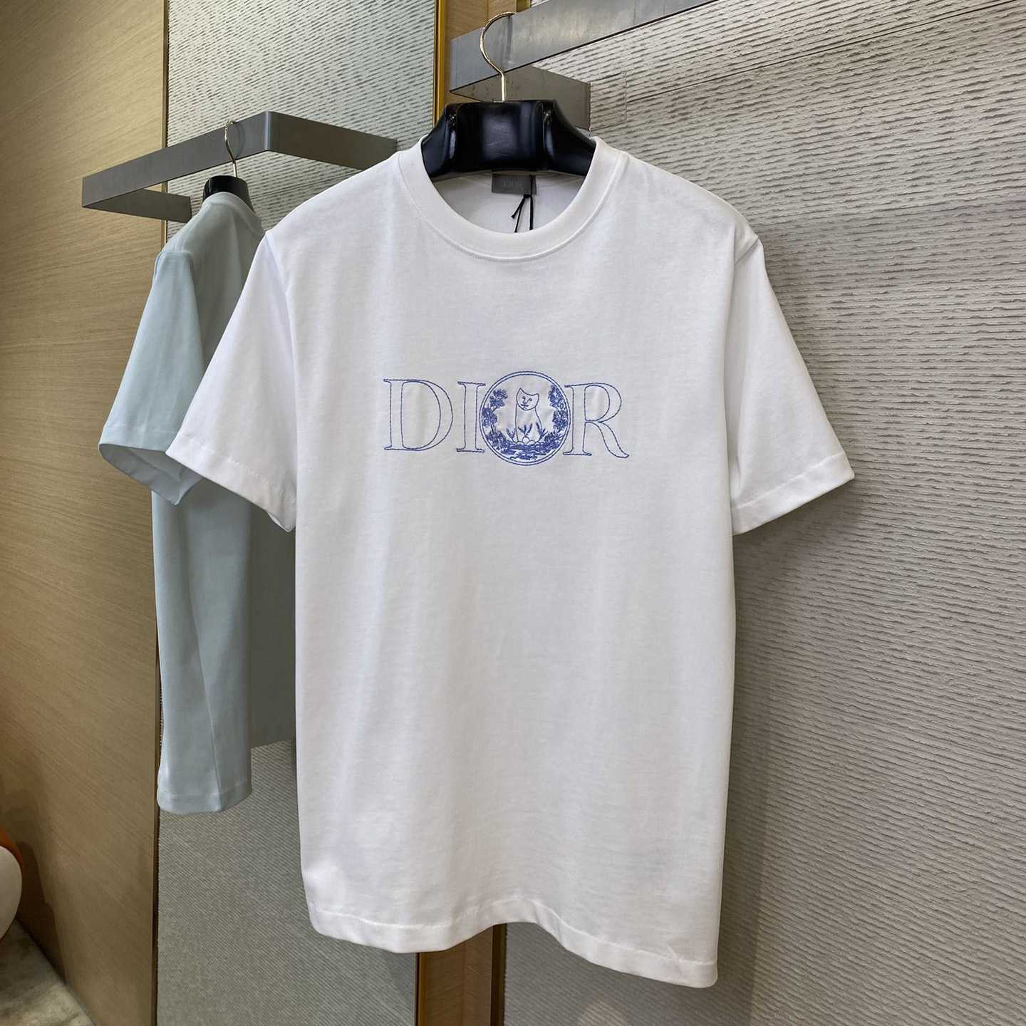 Dior And Hylton Nel T-Shirt, Relaxed Fit  - FashionPlug