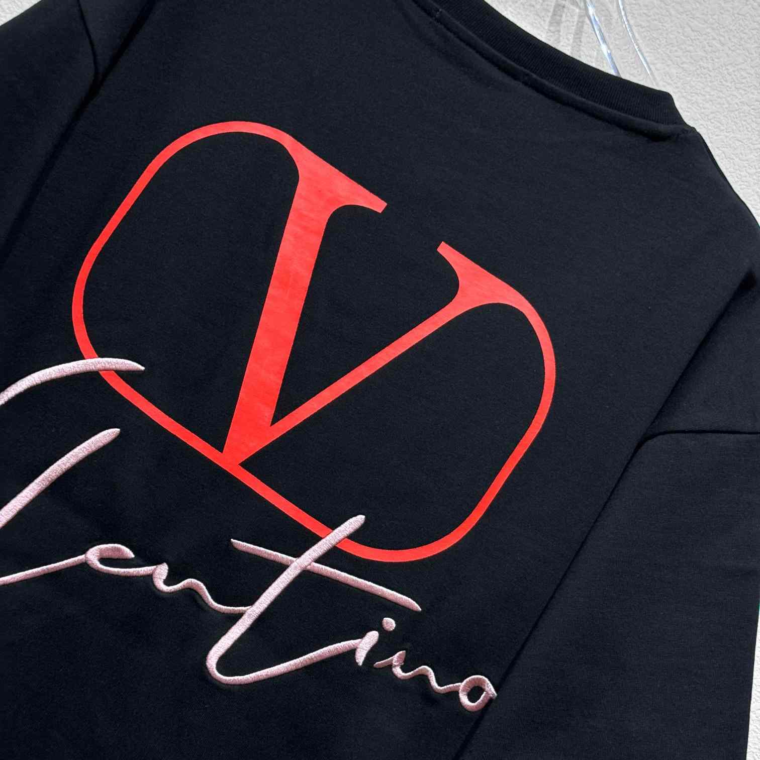  Valenti Garavani VLogo Signature T-shirt - FashionPlug