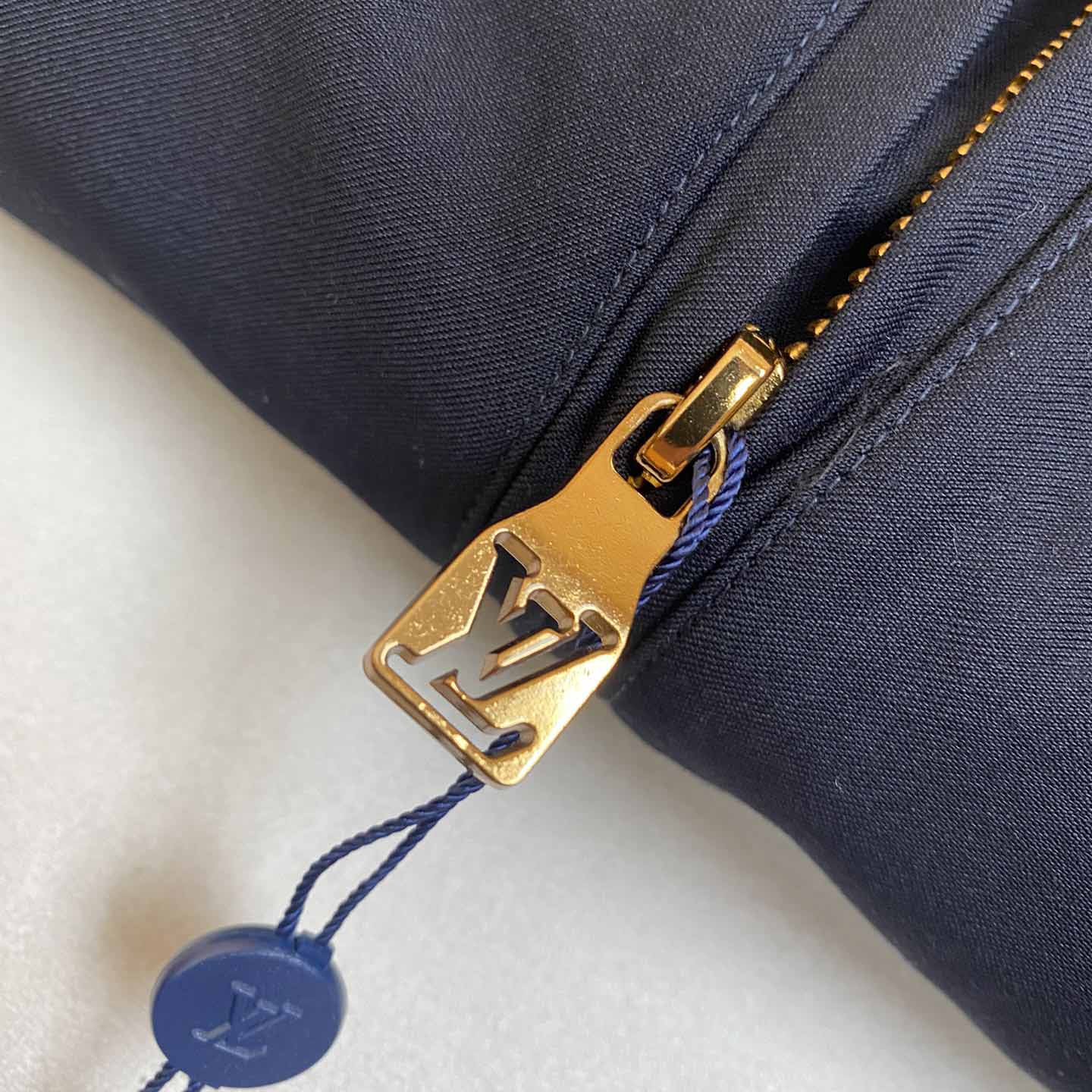 Louis Vuitton Technical Wool Parka   1AFRJD - FashionPlug