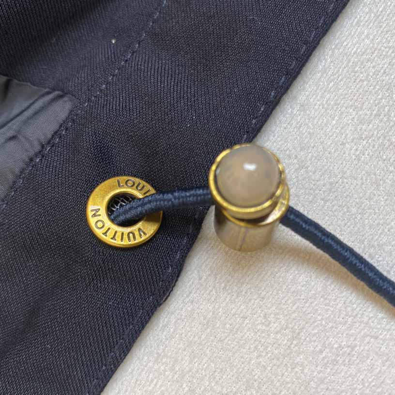 Louis Vuitton Technical Wool Parka   1AFRJD - FashionPlug