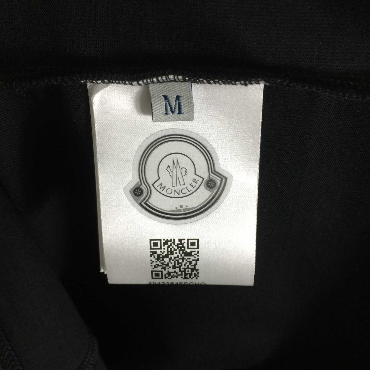 Moncler Logo Cotton T-shirt - FashionPlug
