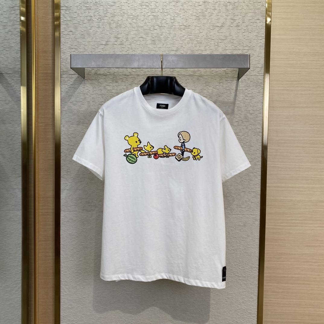 Fendi Silvia And The Baguette T-Shirt - FashionPlug