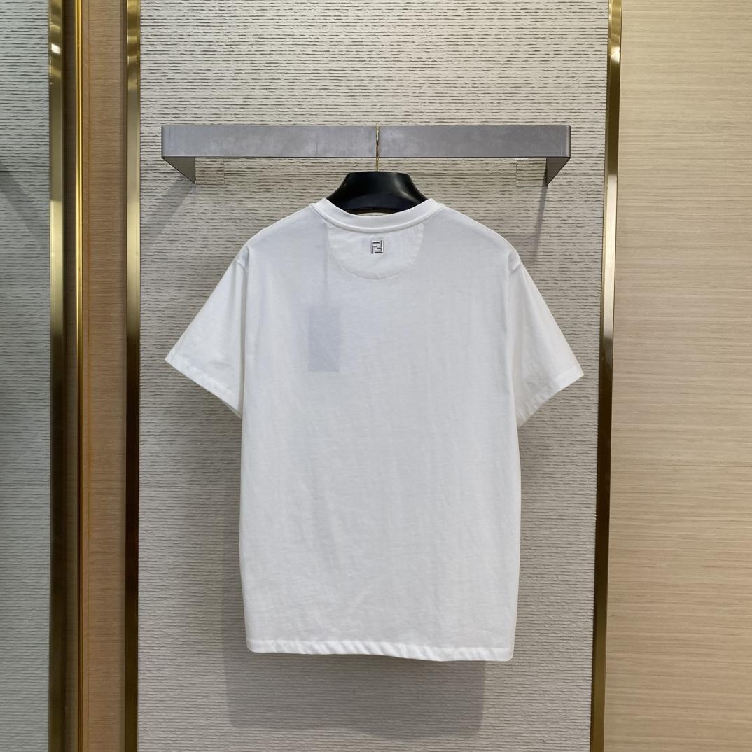 Fendi Silvia And The Baguette T-Shirt - FashionPlug
