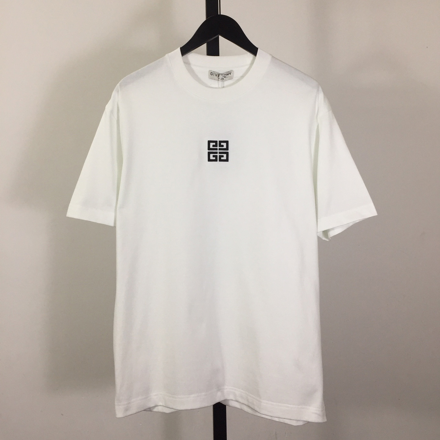 Givenchy 4G T-shirt In Cotton - FashionPlug