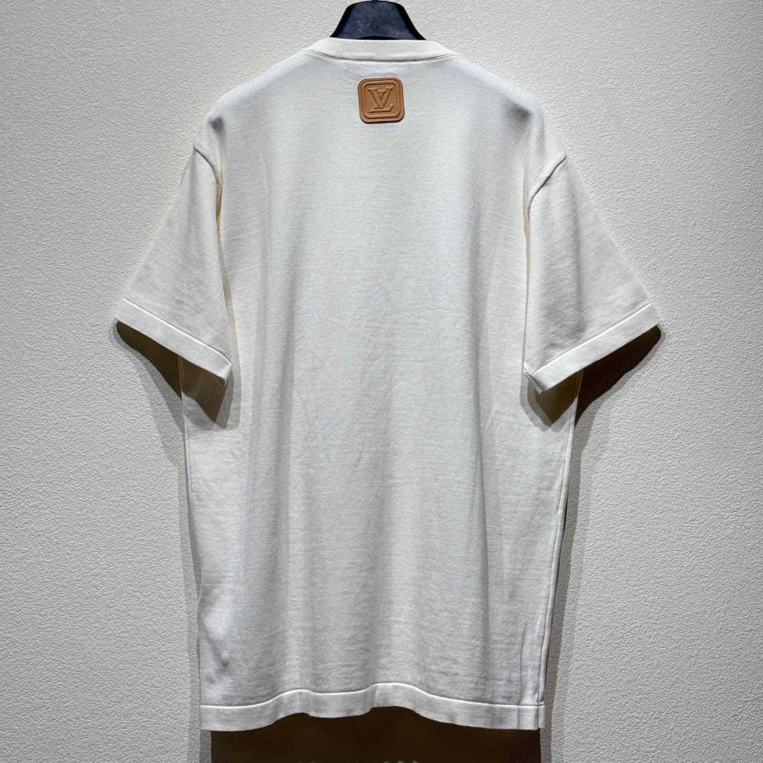 Louis Vuitton VVN Patch Short-Sleeved Cotton Crewneck   1AHCWG - FashionPlug
