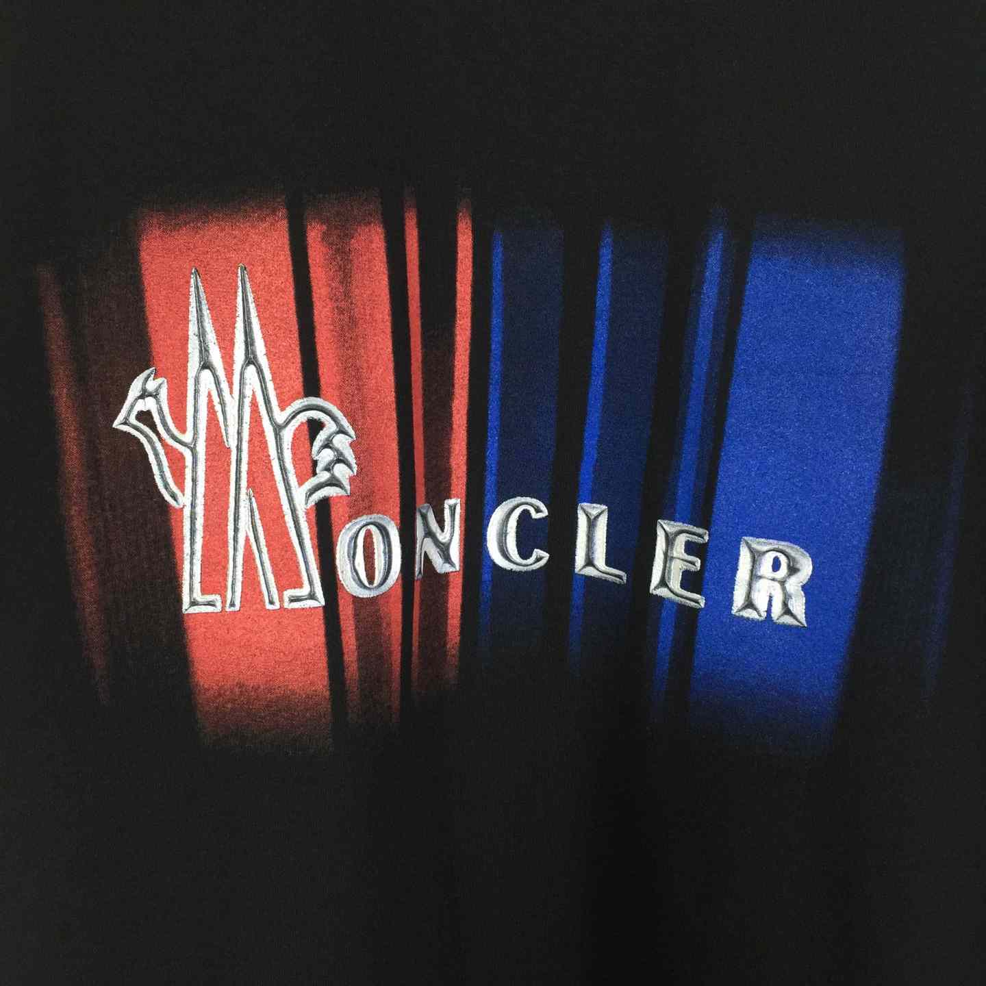 Moncler Logo Cotton T-shirt - FashionPlug