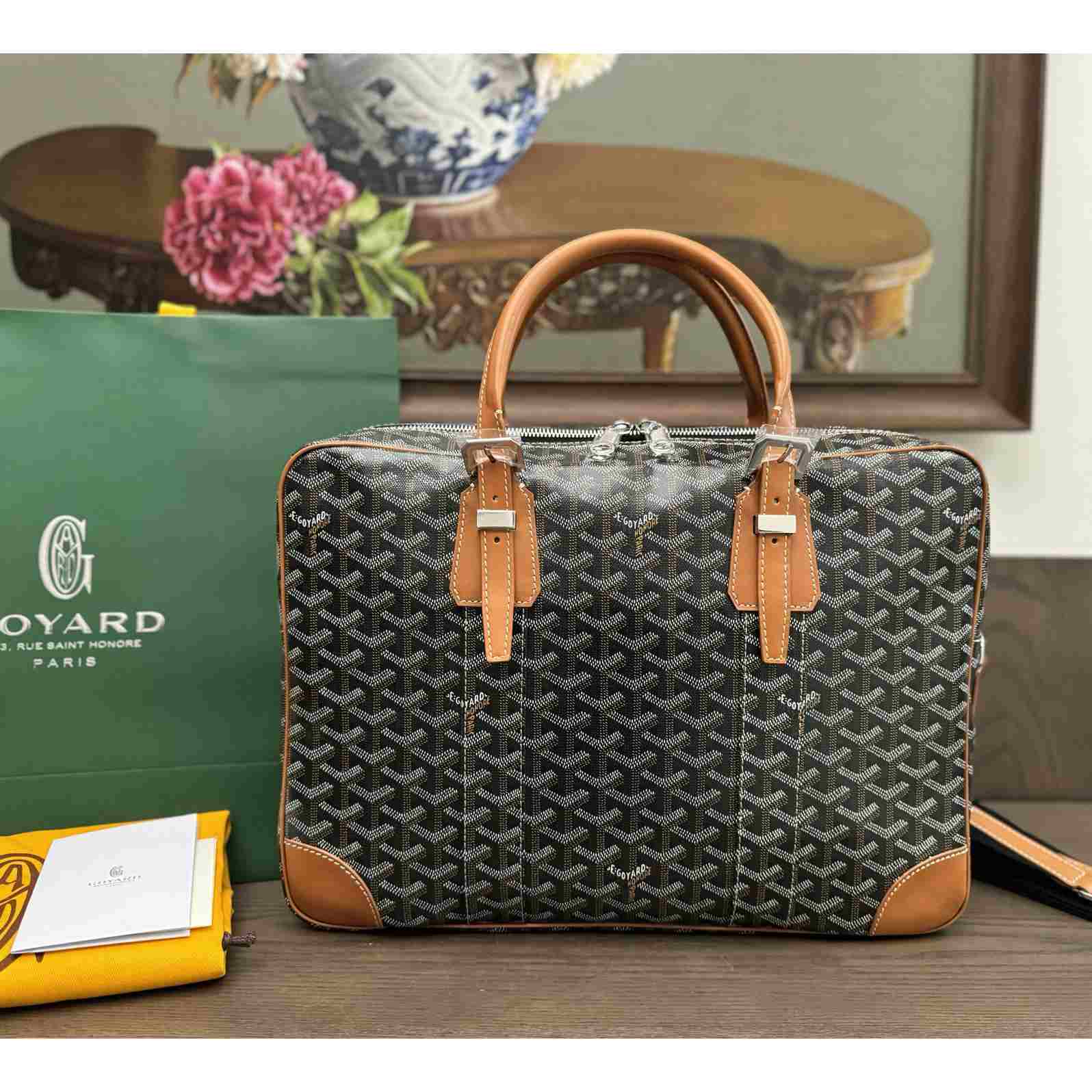 Goyard Ambassade MM Document Case - FashionPlug