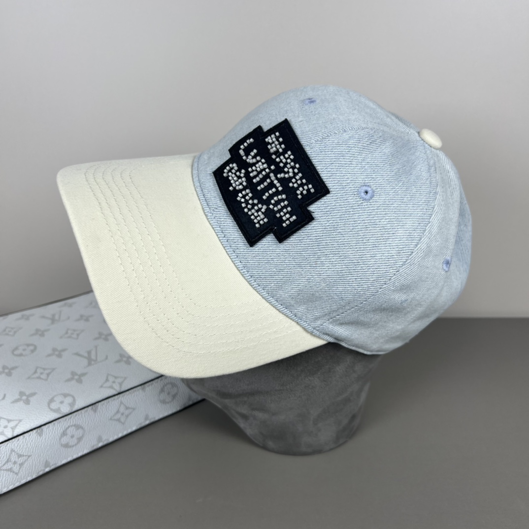 Louis Vuitton Cap - FashionPlug