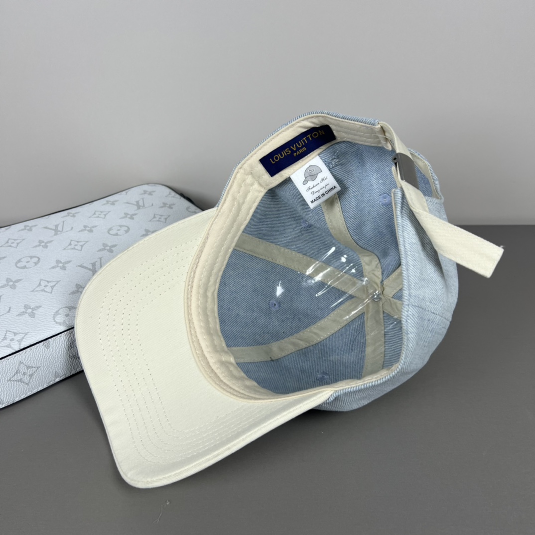 Louis Vuitton Cap - FashionPlug