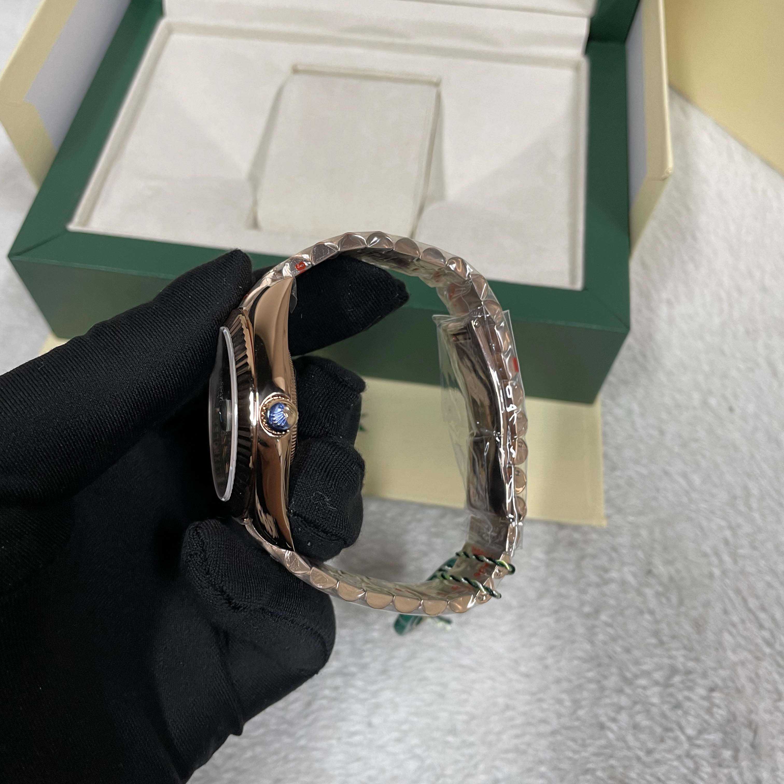 Rolex Day Date Watch - FashionPlug