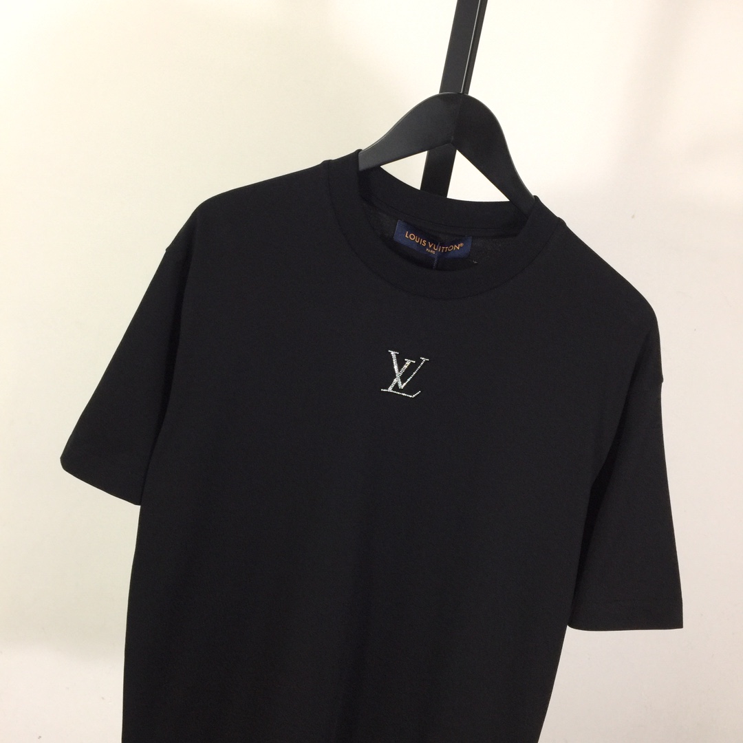 Louis Vuitton Embossed LV T-Shirt - FashionPlug