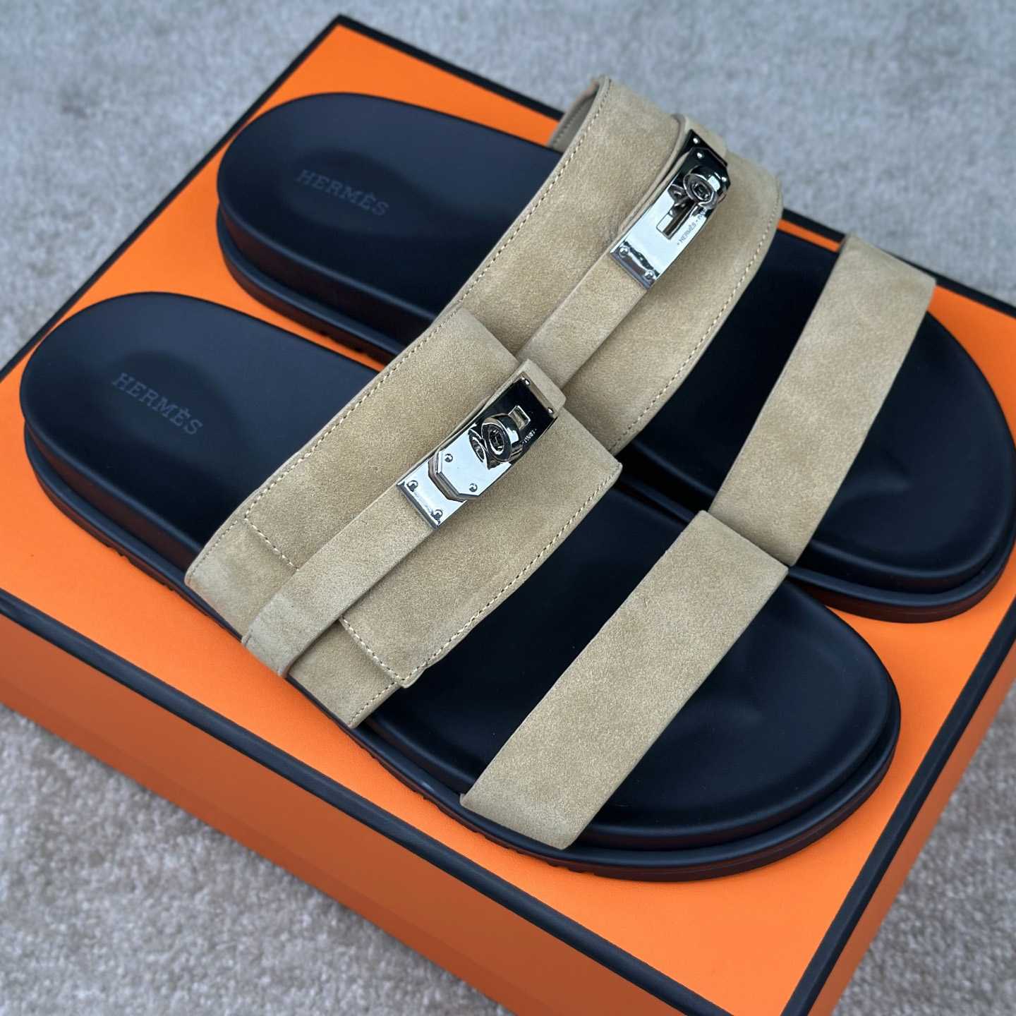 Hermes Jackson Sandal - FashionPlug