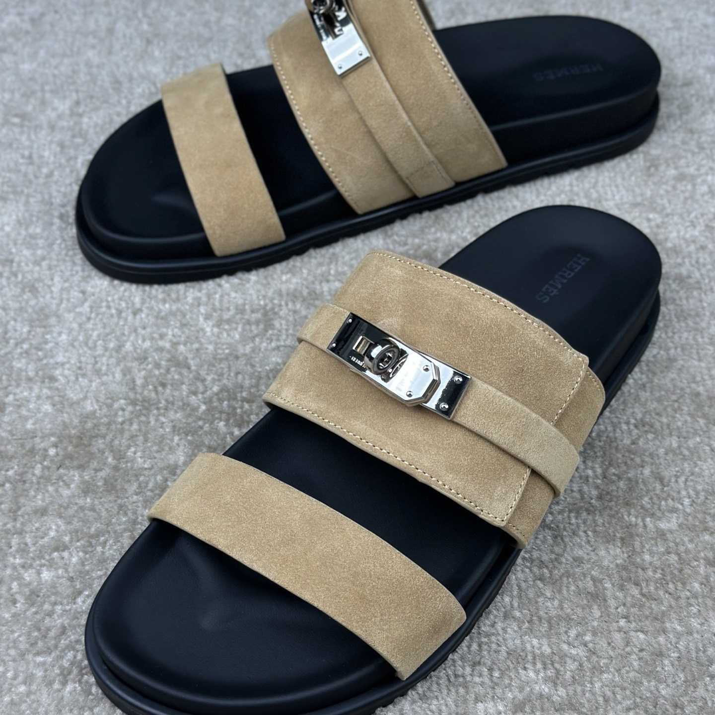 Hermes Jackson Sandal - FashionPlug