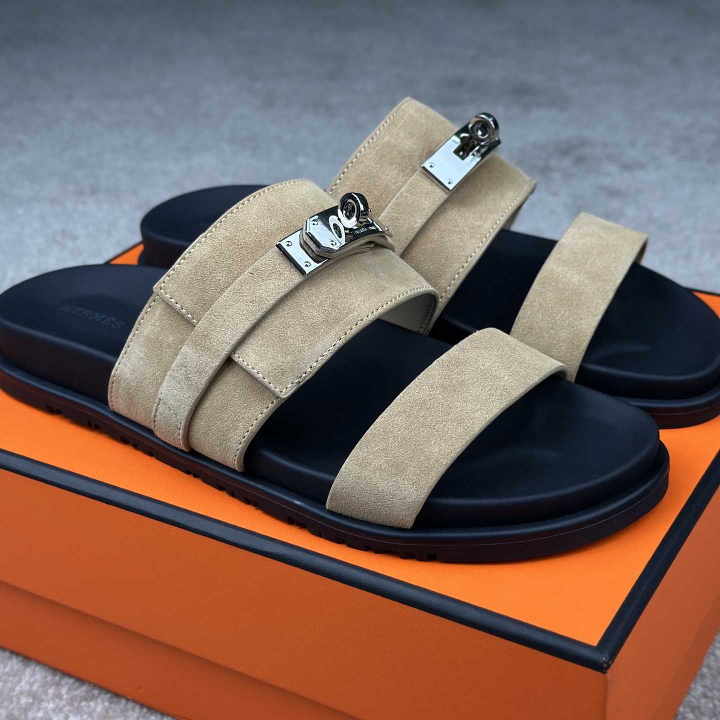 Hermes Jackson Sandal - FashionPlug