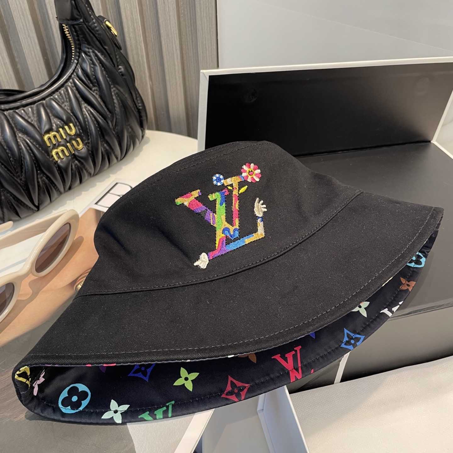 Louis Vuitton LV x TM Reversible Superflat Bucket Hat   M7985 - FashionPlug
