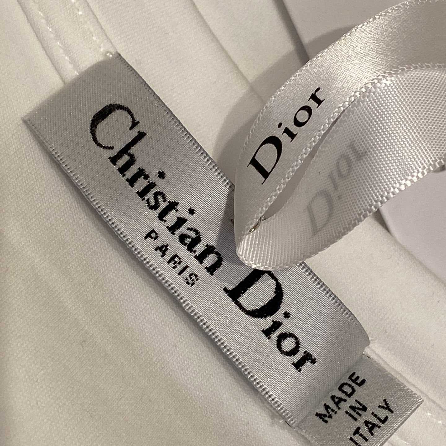 Dior T-Shirt  - FashionPlug
